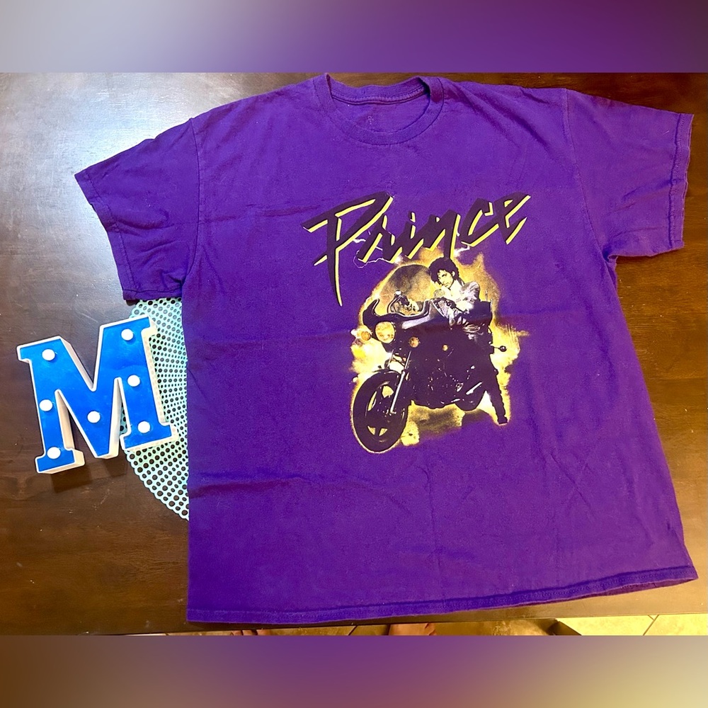 Prince Purple Rain T-Shirt Men's Size XL Purple, Used